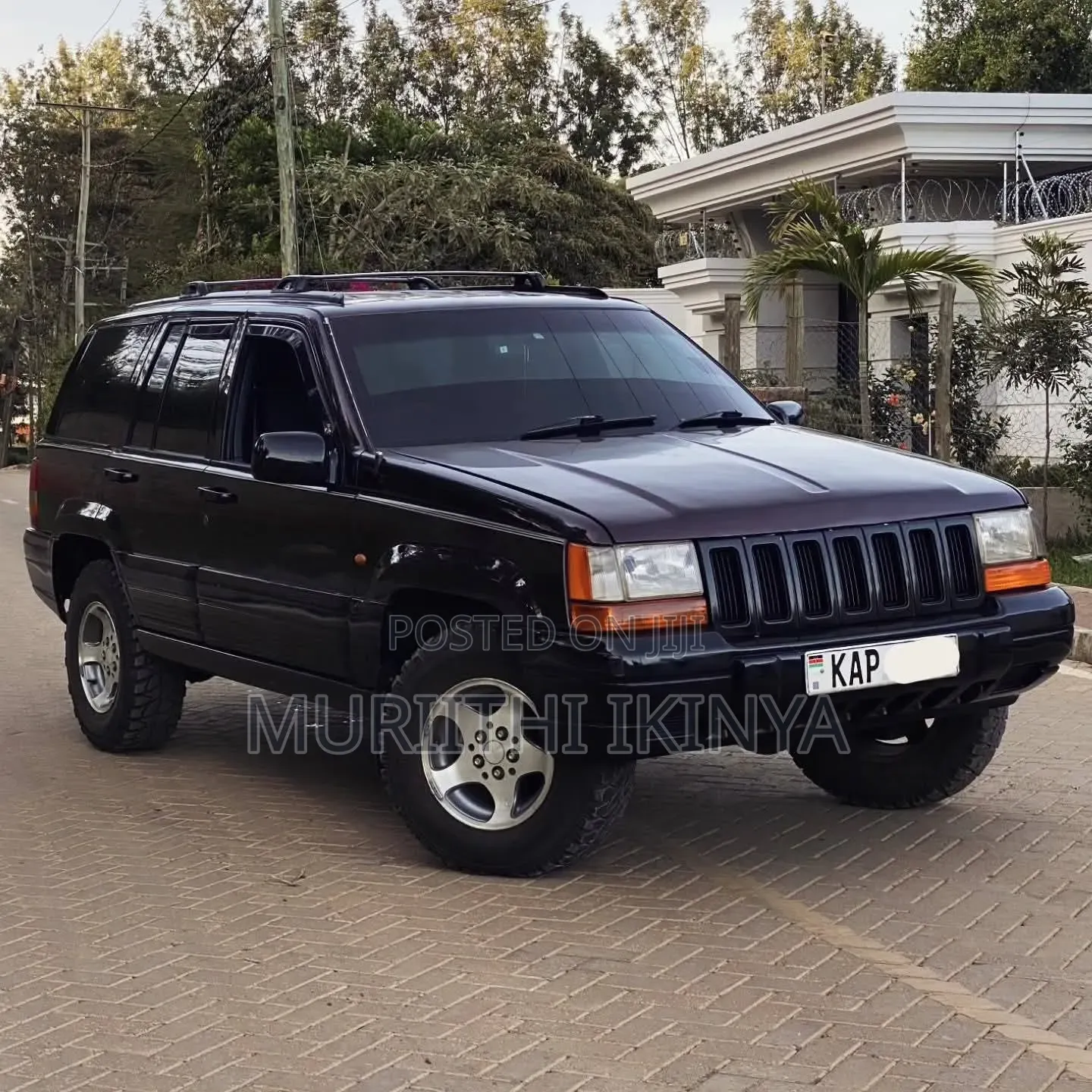 Jeep Cherokee 1997 Black