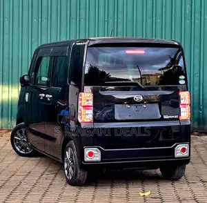 Daihatsu Wake G 2017 Black