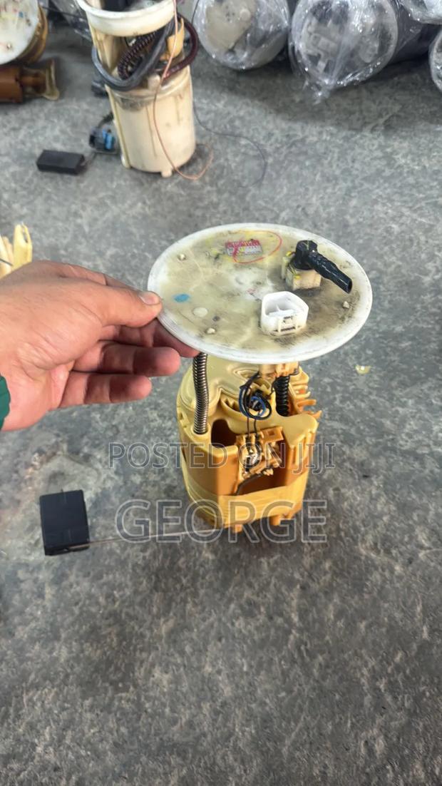 Harrier 240 Fuel Pump - main view