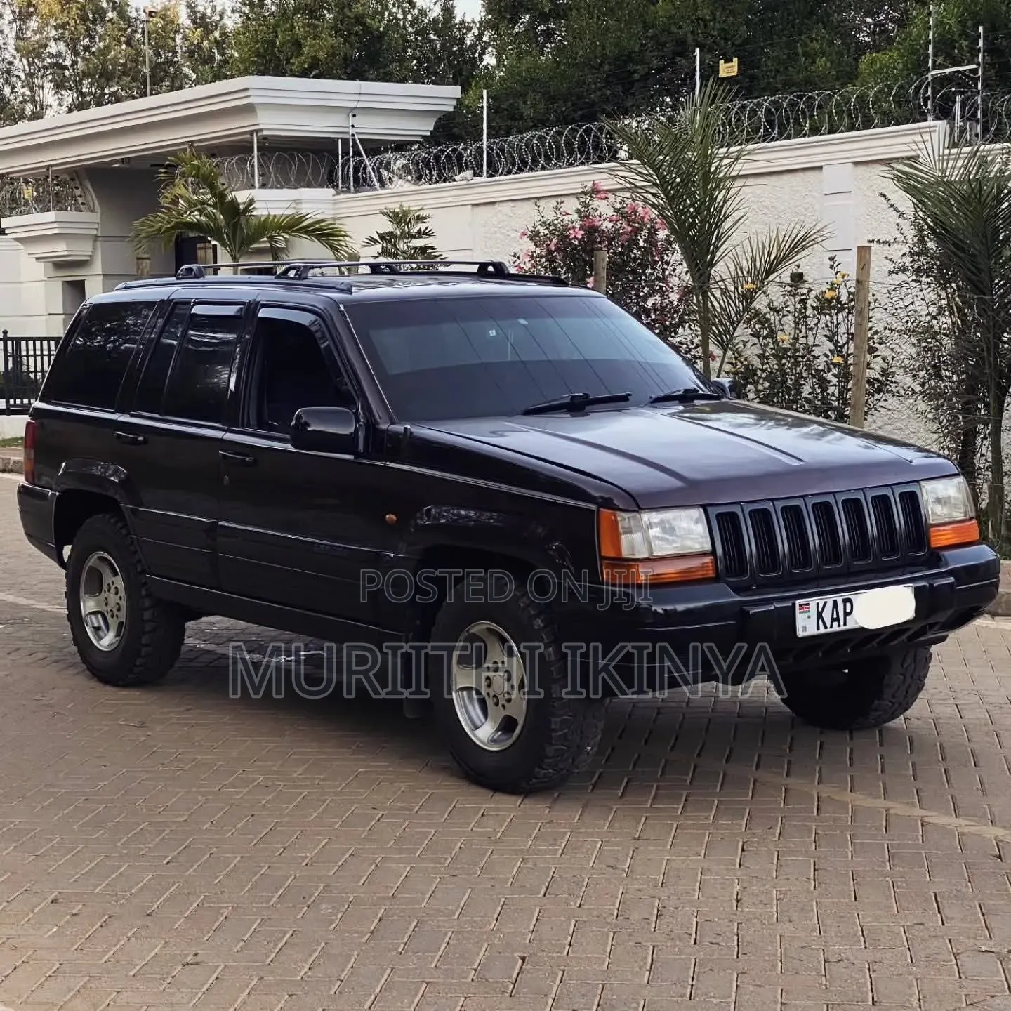 Jeep Cherokee 1997 Black
