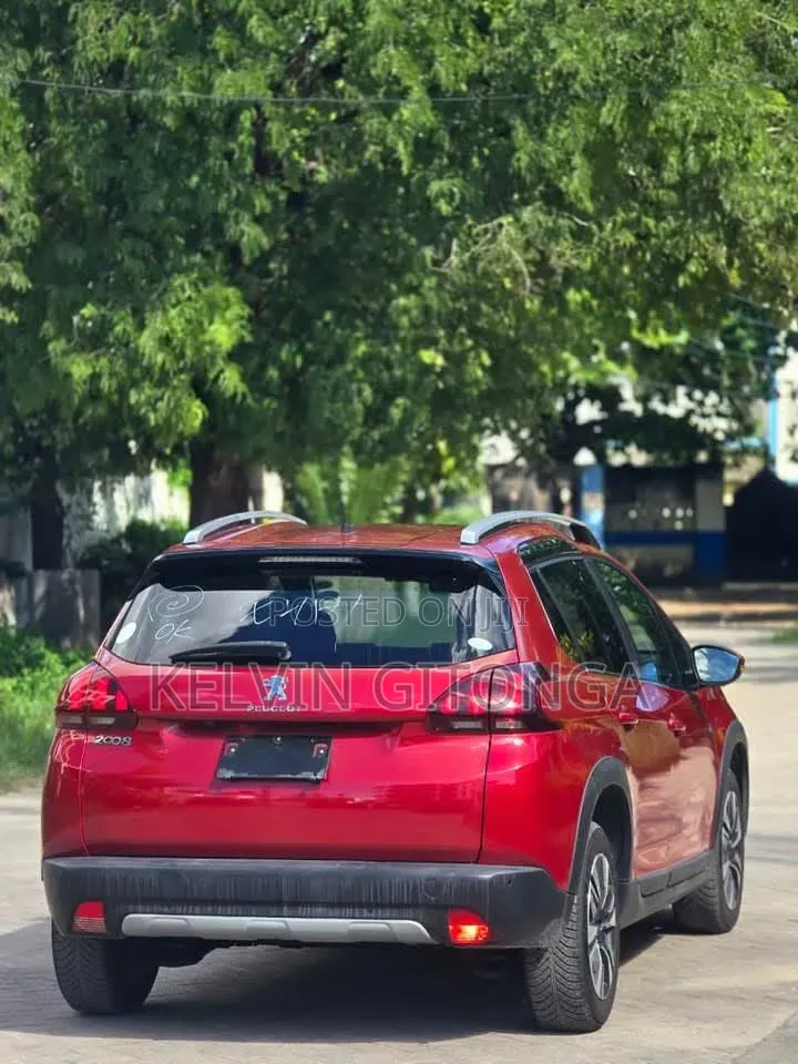 Peugeot 2008 2018 Red