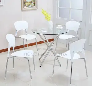 Glass Table: Round Transparent Tempered Glass Dining Table