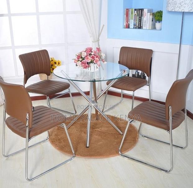 Glass Table: Round Transparent Tempered Glass Dining Table - thumbnail 4