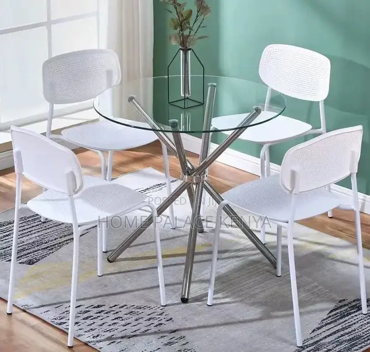 Glass Table: Round Transparent Tempered Glass Dining Table