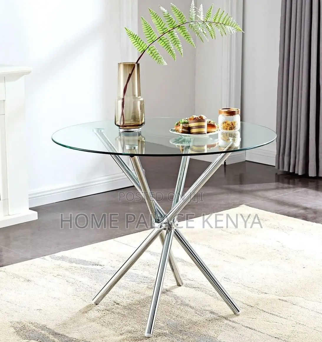 Glass Table: Round Transparent Tempered Glass Dining Table