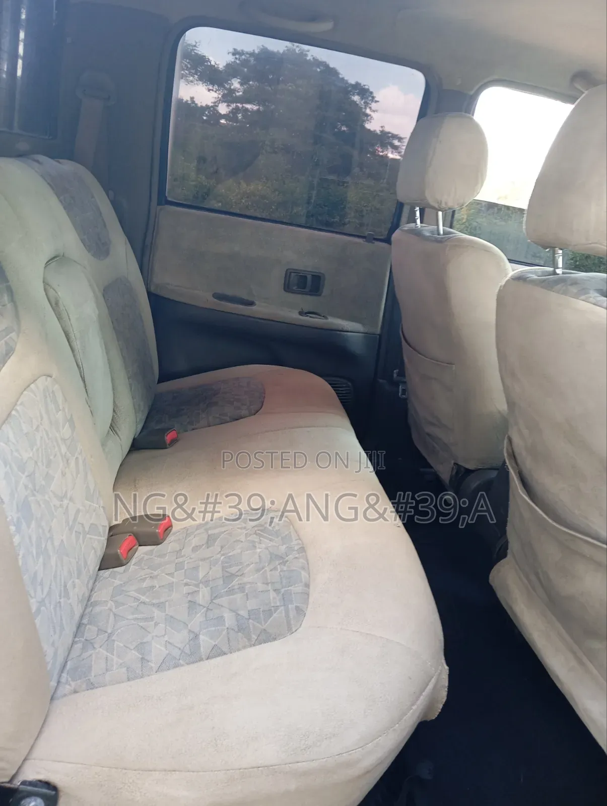 Toyota Hilux 2004 Beige