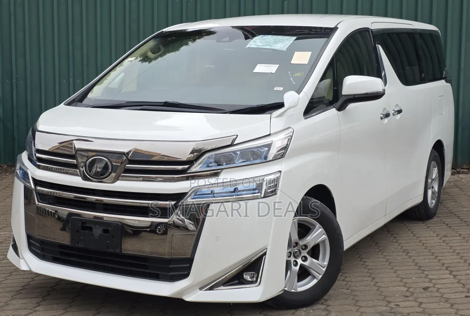 Toyota Alphard 2.5 Petrol AWD 2018 White