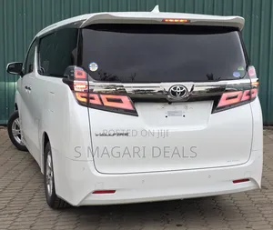 Toyota Alphard 2.5 Petrol AWD 2018 White