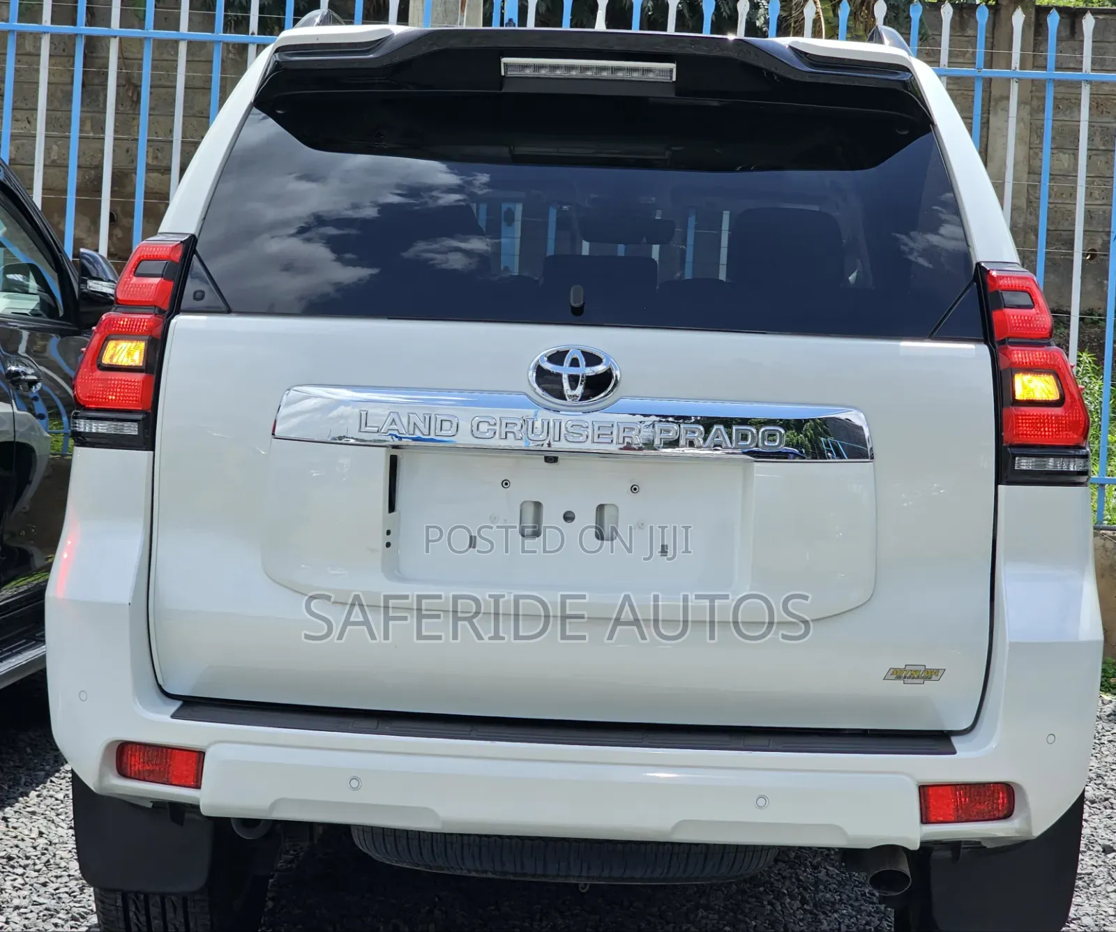 Toyota Land Cruiser Prado 2021 Pearl
