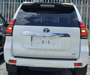 Toyota Land Cruiser Prado 2021 Pearl