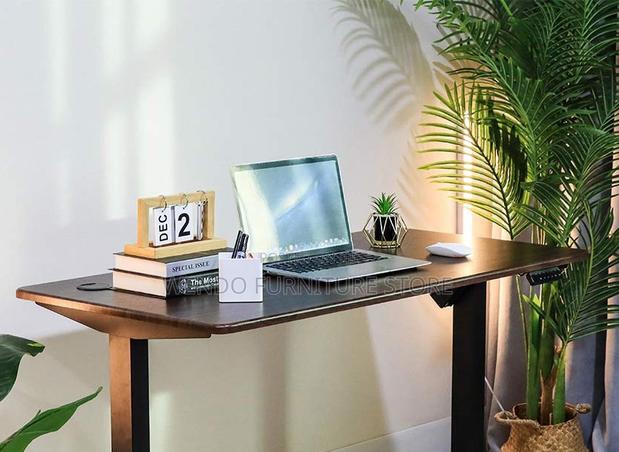 Office Desk; 1.4 Meters Electric Adjustable Flexi-Work Ergonomic Desk - thumbnail 7