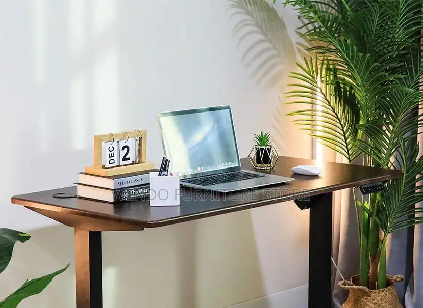 Office Desk; 1.4 Meters Electric Adjustable Flexi-Work Ergonomic Desk