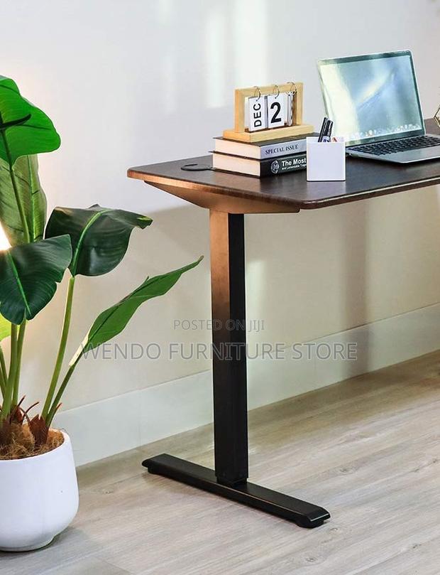 Office Desk; 1.4 Meters Electric Adjustable Flexi-Work Ergonomic Desk - thumbnail 8