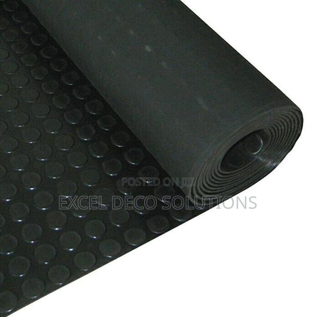 Coin Mat – Modern Rubber Flooring For Busy Areas - main view