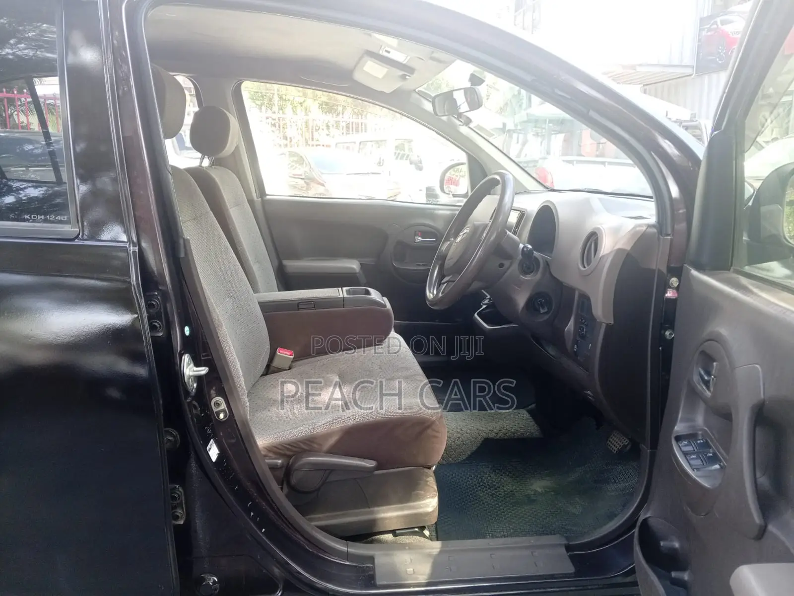 Toyota Passo 2015 Brown