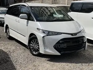 Toyota Estima 2018 White
