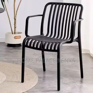 Dining Chair: Outdoor Stackable Pp Plastic Armrest Chair