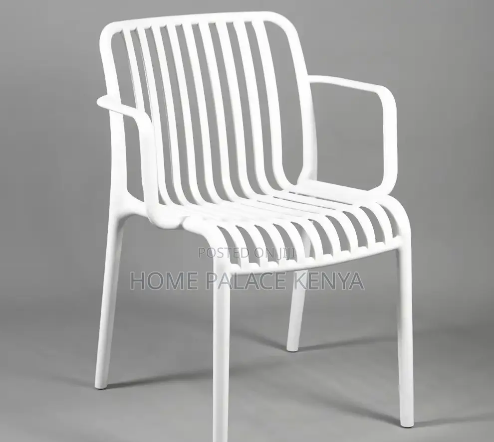 Dining Chair: Outdoor Stackable Pp Plastic Armrest Chair