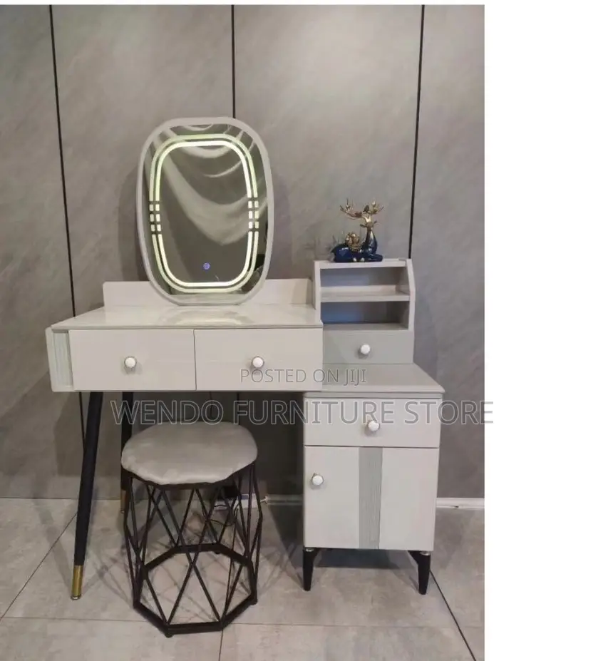 Dressers; Elegant White Dressing Vanity Set