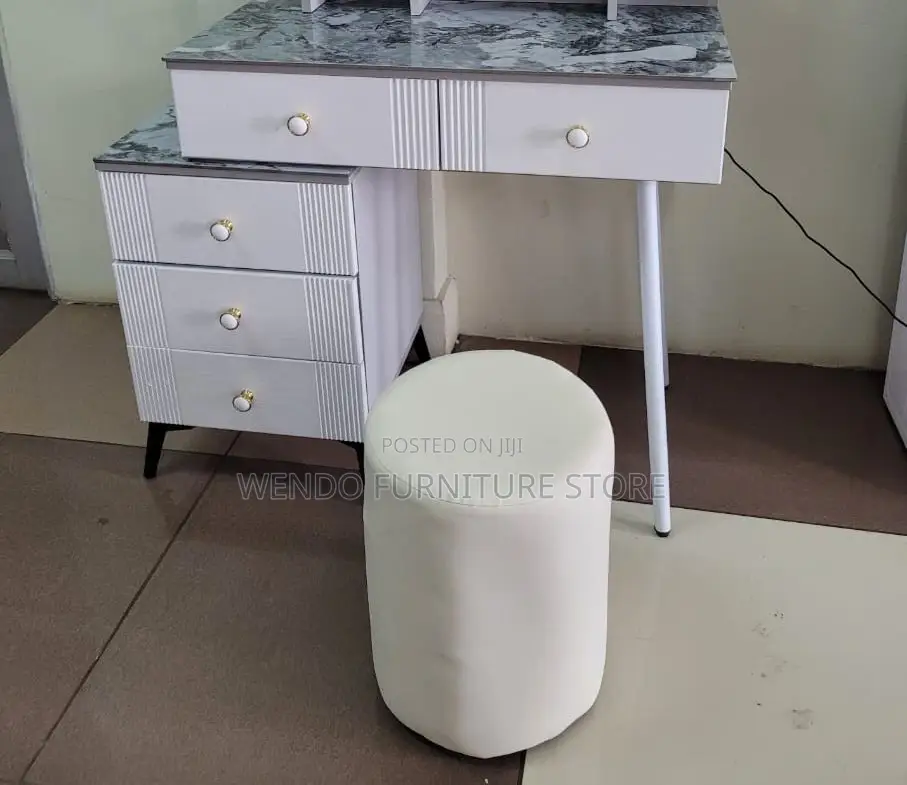 Dressers; Elegant White Dressing Vanity Set