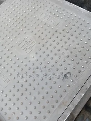 D400 Manhole Cover (Resintuff)