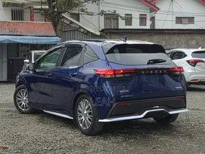 Nissan Note 1.2 Hybrid 2021 Blue