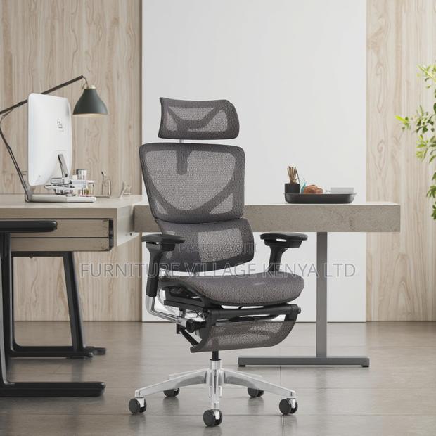 Ergonomic Full Mesh Armchair With Footrest - thumbnail 7