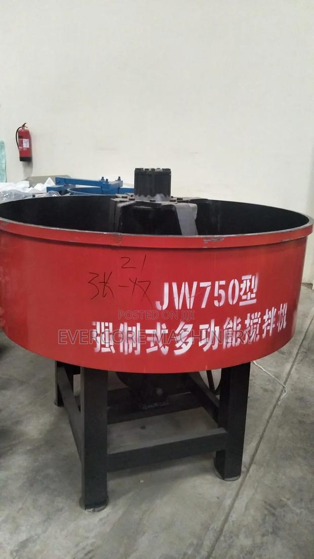 Heavy Duty 350litres Electric Pan Mixer Machine. - thumbnail 4