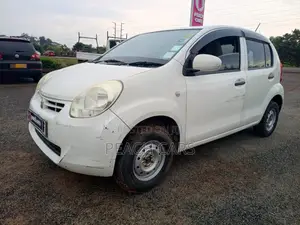 Toyota Passo 2014 White