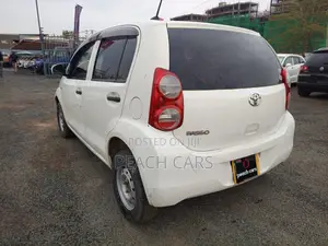 Toyota Passo 2014 White