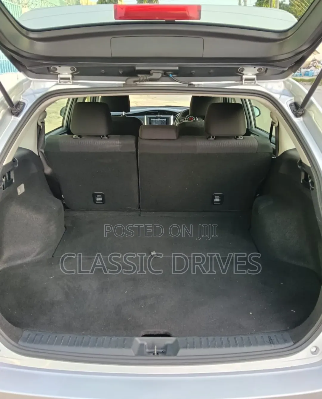 Toyota Corolla Fielder 2019 Silver