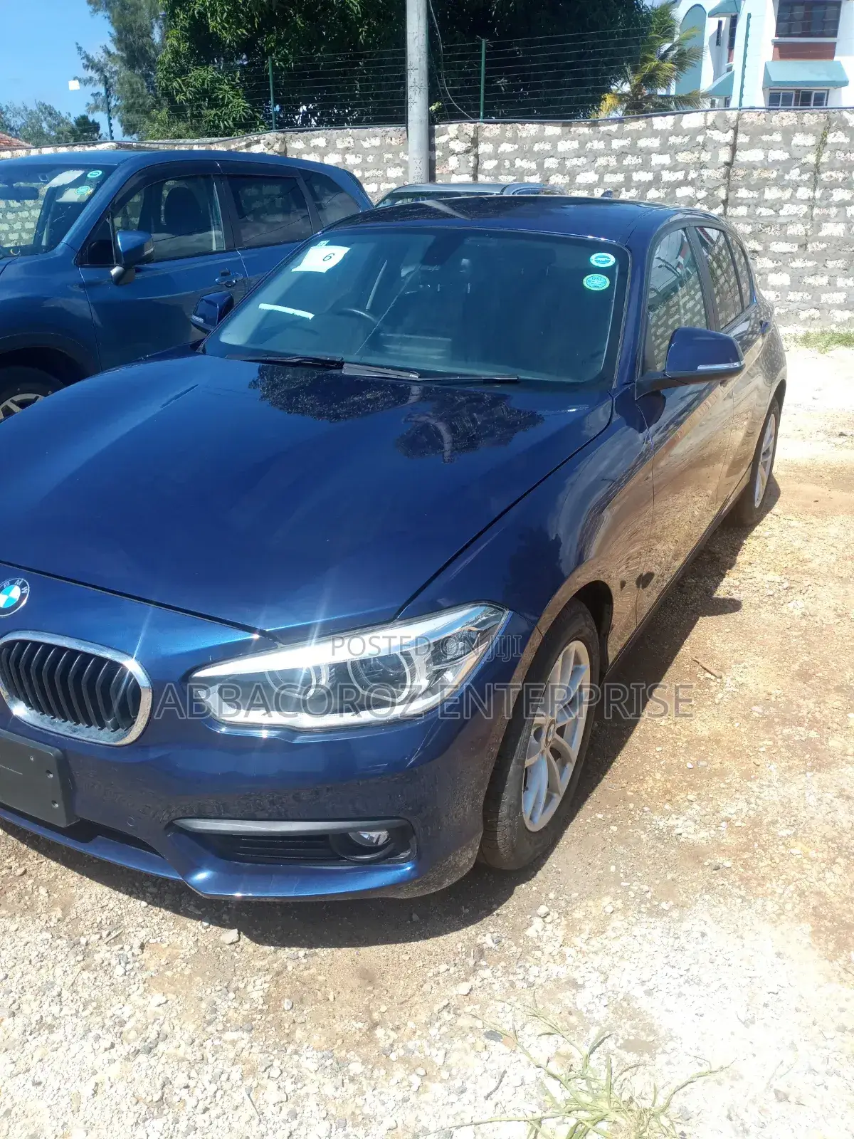 BMW 118i 2018 Blue