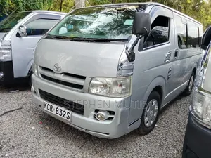 Toyota HiAce 2012 Silver