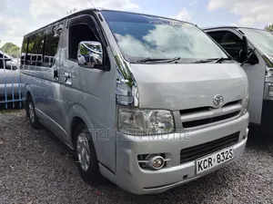 Toyota HiAce 2012 Silver