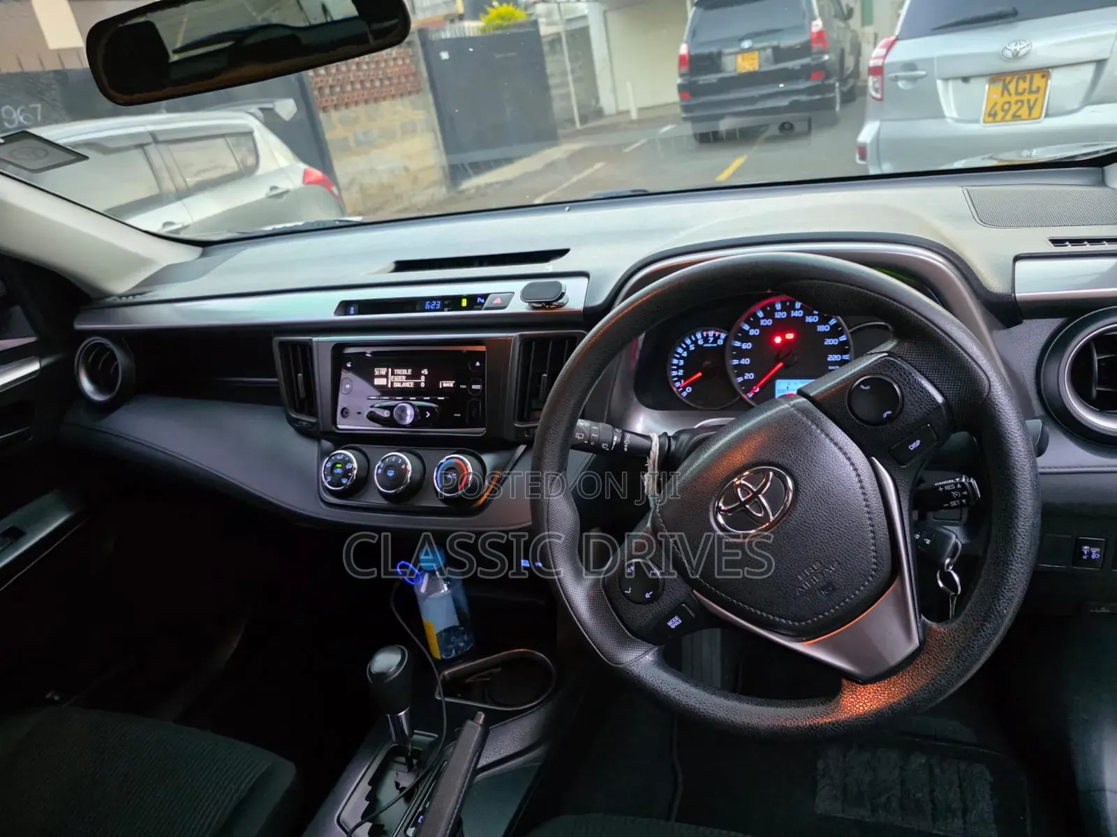 Toyota RAV4 2017 Gray