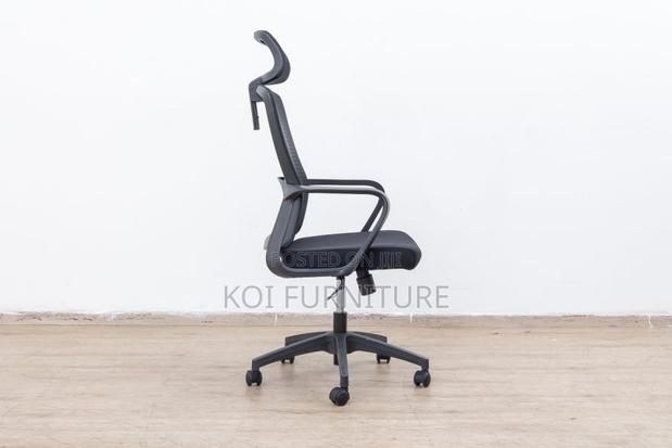 Office Chair : Black Mesh Ergonomic Office Chair -Adjustable Headrest - thumbnail 11
