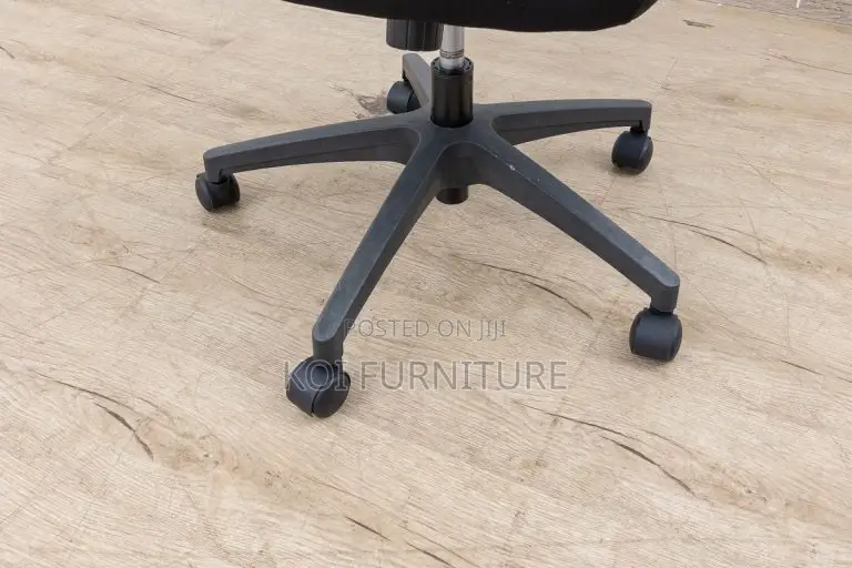 Office Chair : Black Mesh Ergonomic Office Chair -Adjustable Headrest