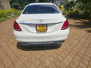 Mercedes-Benz C200 2018 White
