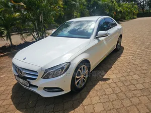 Mercedes-Benz C200 2018 White
