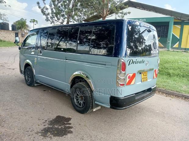 Toyota HiAce 2013 Black - thumbnail 7