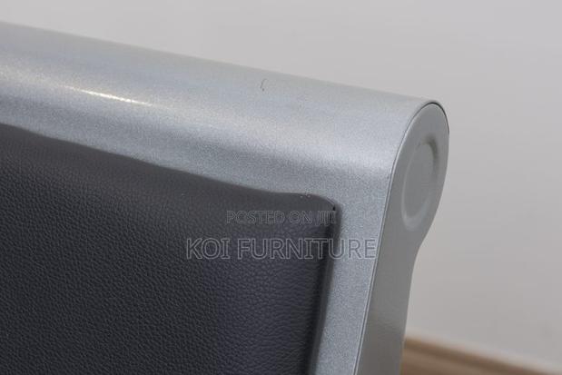 Office Bench : 3-Link Heavy-Duty Padded Office Waiting Bench - thumbnail 4