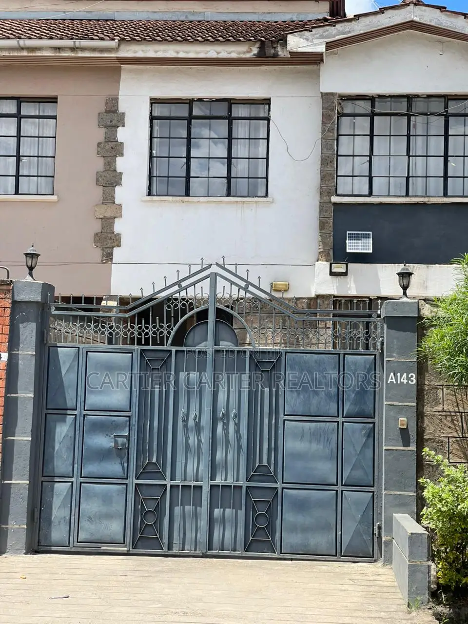 3bdrm Mansion in Greenspan for sale