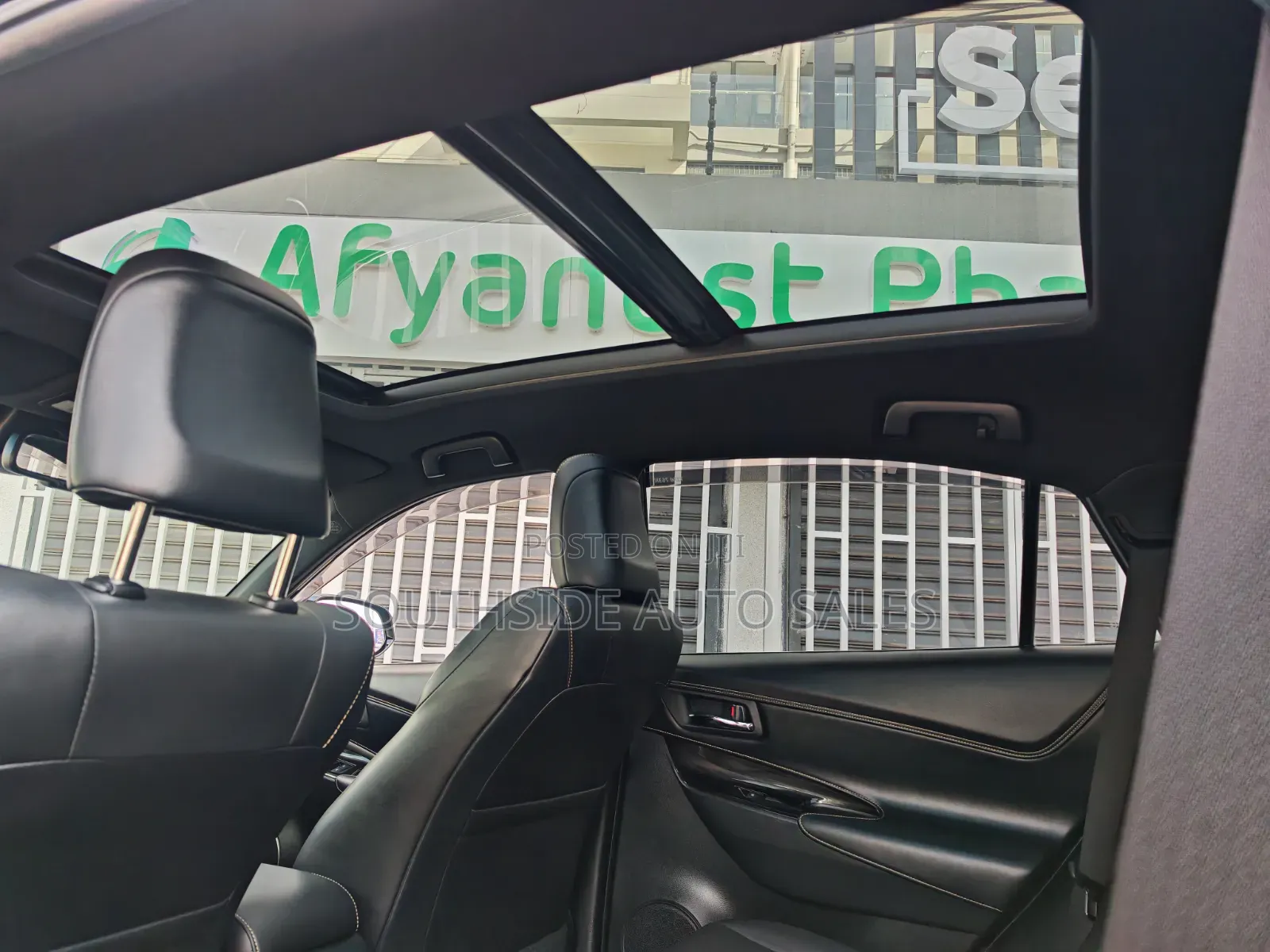 Toyota Harrier 2.0 2018 Black