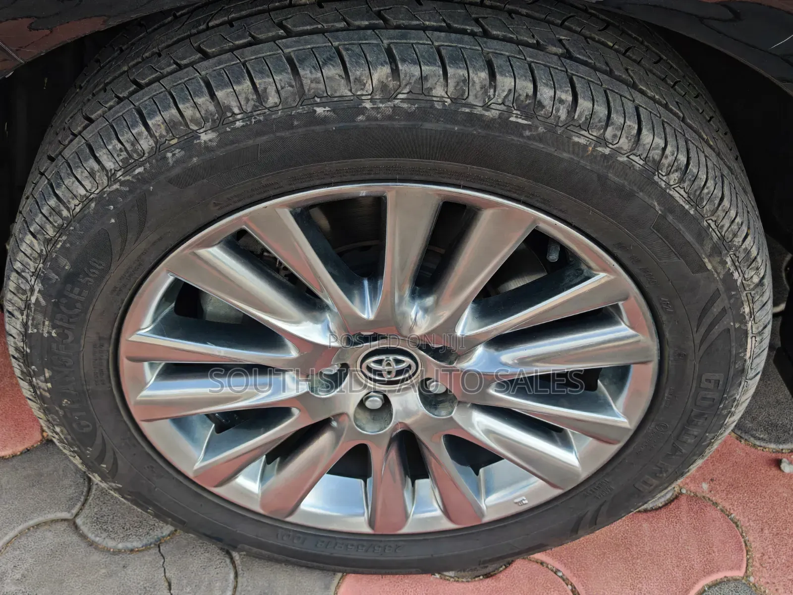 Toyota Harrier 2.0 2018 Black