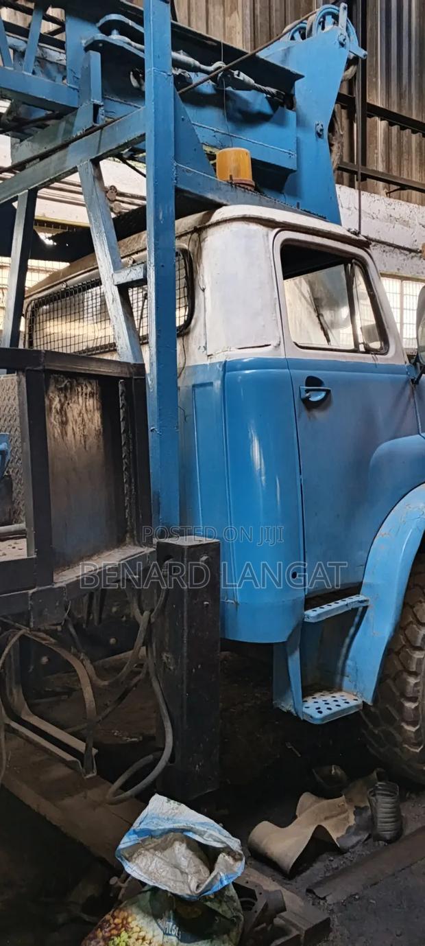 Drilling Truck - thumbnail 7