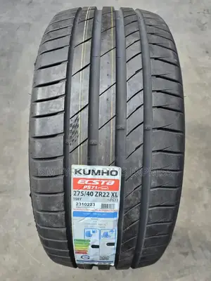 275 /40 R22 Khumo Tires (Korea)