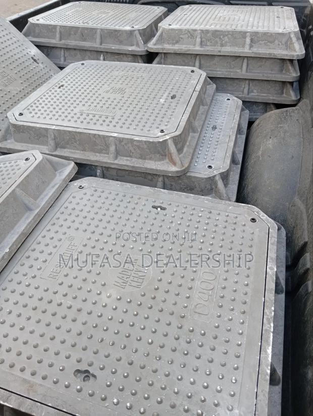 Square Manhole 24by24 Inches