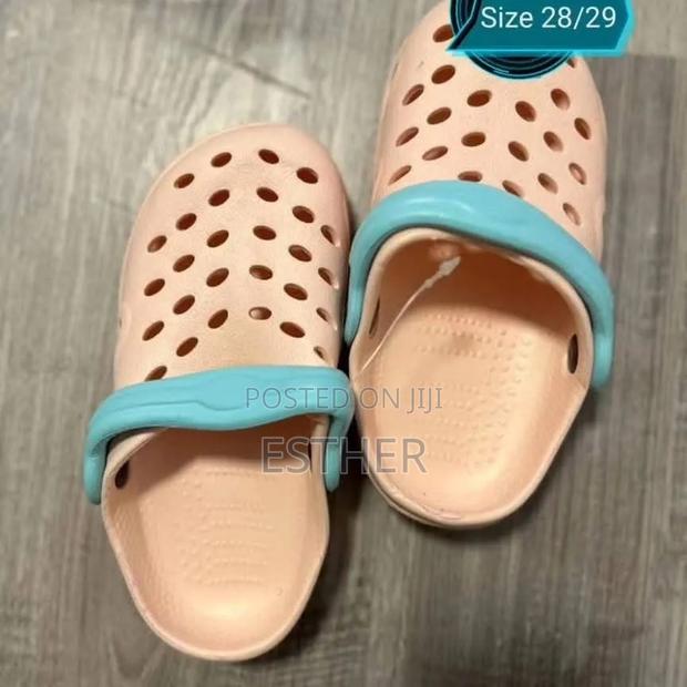 Kids Crocs Size 20-31. - thumbnail 10