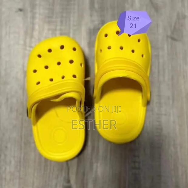 Kids Crocs Size 20-31. - thumbnail 13
