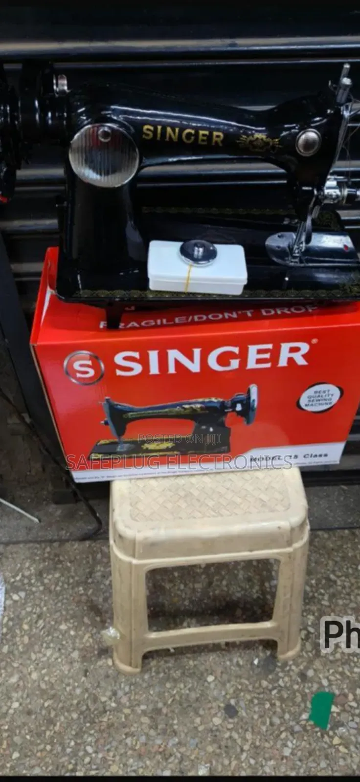 Singer Sewing Machine Available – Strong Durable